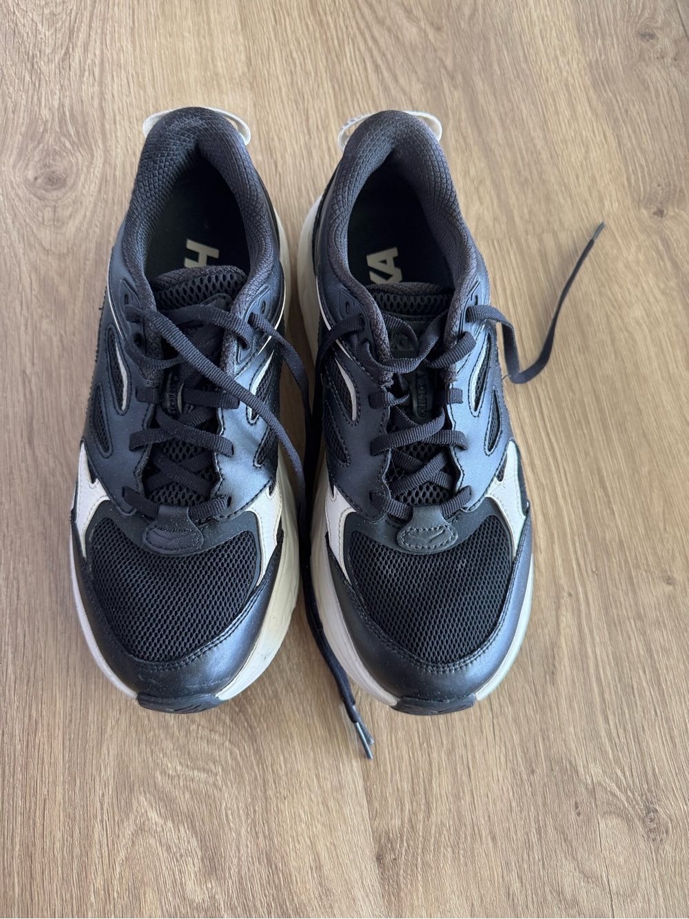Hoka Men's Black and White Athletic Sneakers